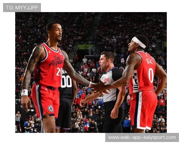 快船四连败:末节用人受质疑,快船收获四连胜