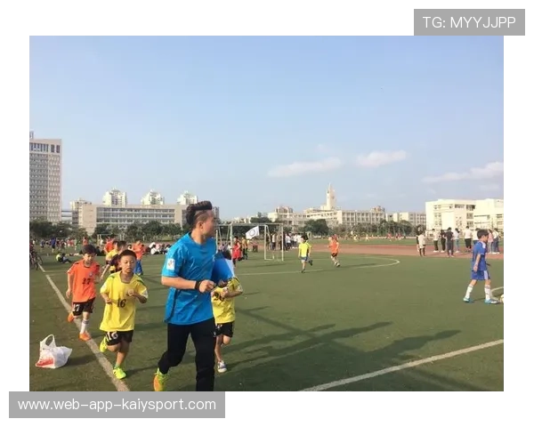 热刺与高校合作打造职业化教练培训项目：开启中国足球新篇章